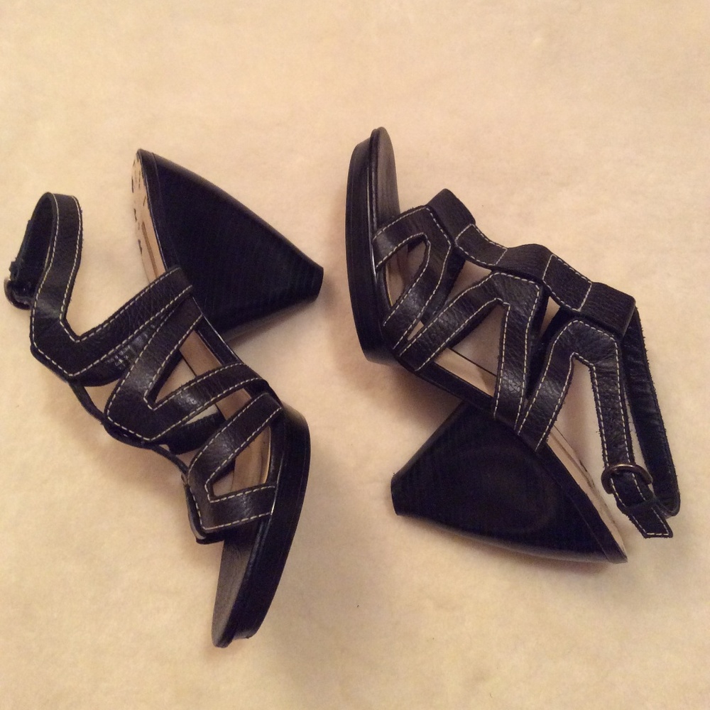 Maxstudio Strap wedge shoes Size 8